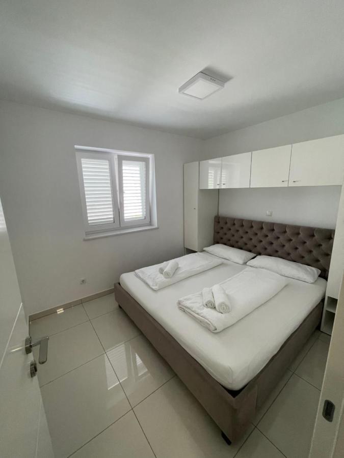 Villa San Antonio-Exclusive Apartments Baska  Luaran gambar